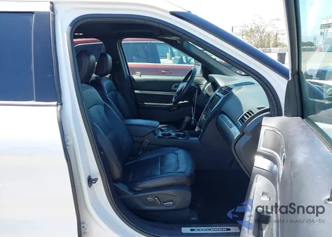 2018 Ford Explorer Sport z USA, uszkodzony, nr VIN 1FM5K8GT4JGC86809
